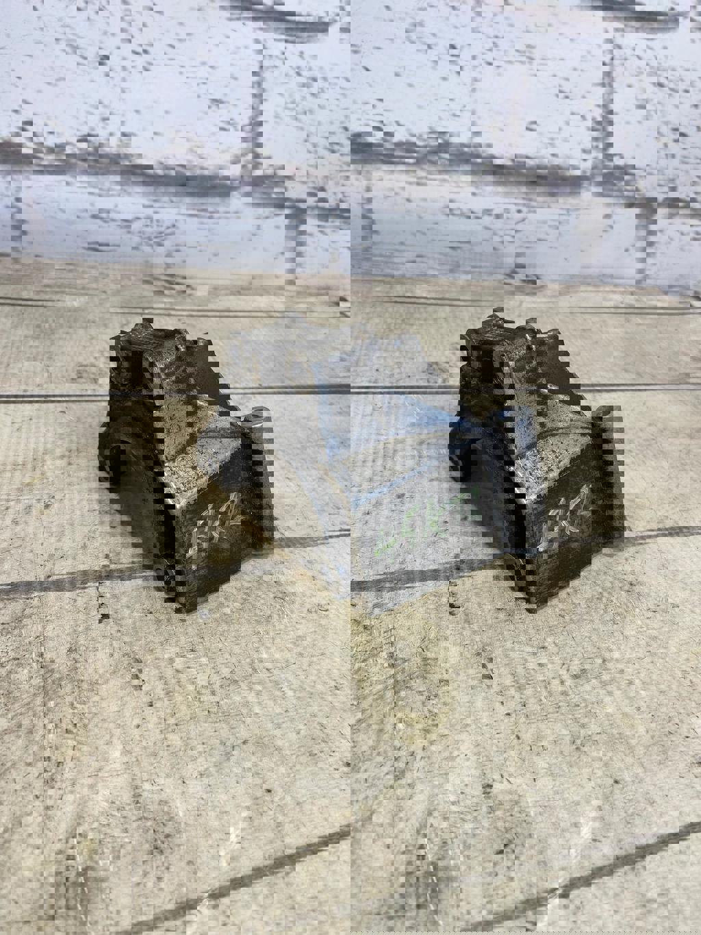 Skoda Roomster (2006-2015) для Кронштейн гидроусилителя руля Skoda Roomster (2006-2015) для Кронштейн гидроусилителя руля