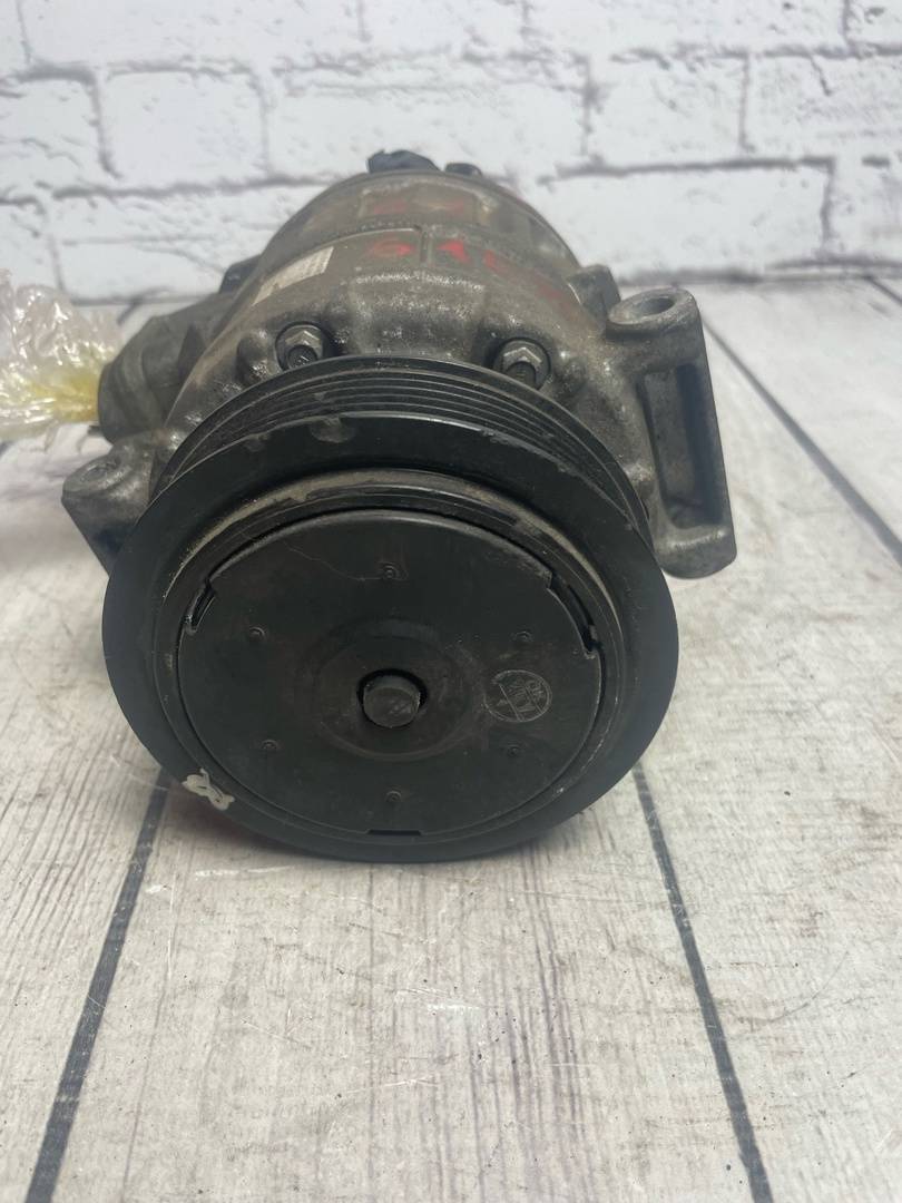 Skoda Octavia / A5 1Z / (2004-2013) для Компрессор кондиционера сломан Skoda Octavia / A5 1Z / (2004-2013) для Компрессор кондиционера сломан