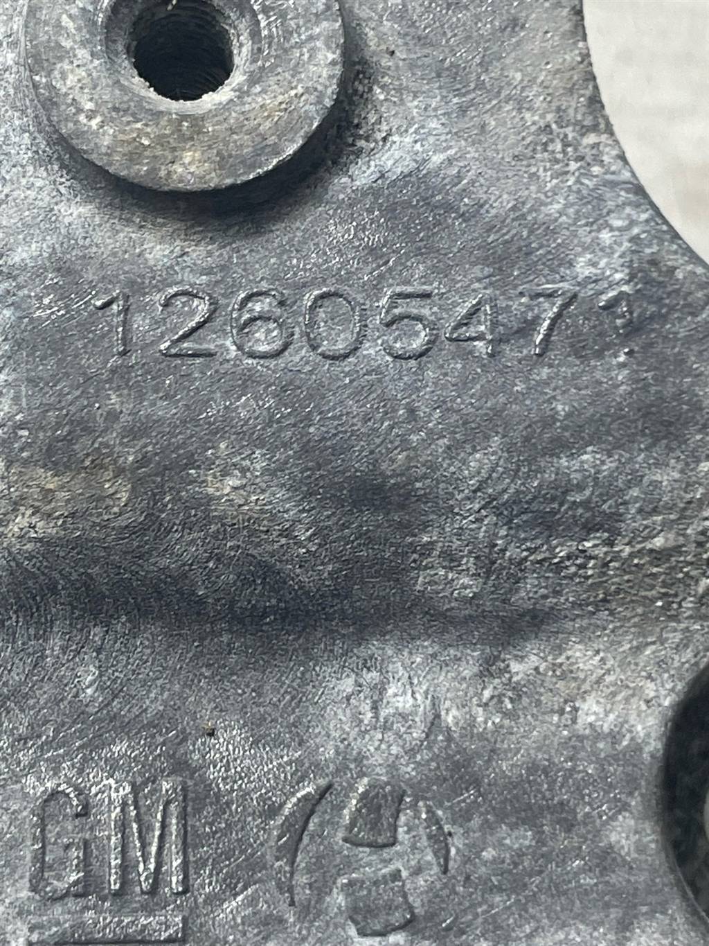 Opel Antara (2009-2015) для Кронштейн компрессора кондиционера Opel Antara (2009-2015) для Кронштейн компрессора кондиционера