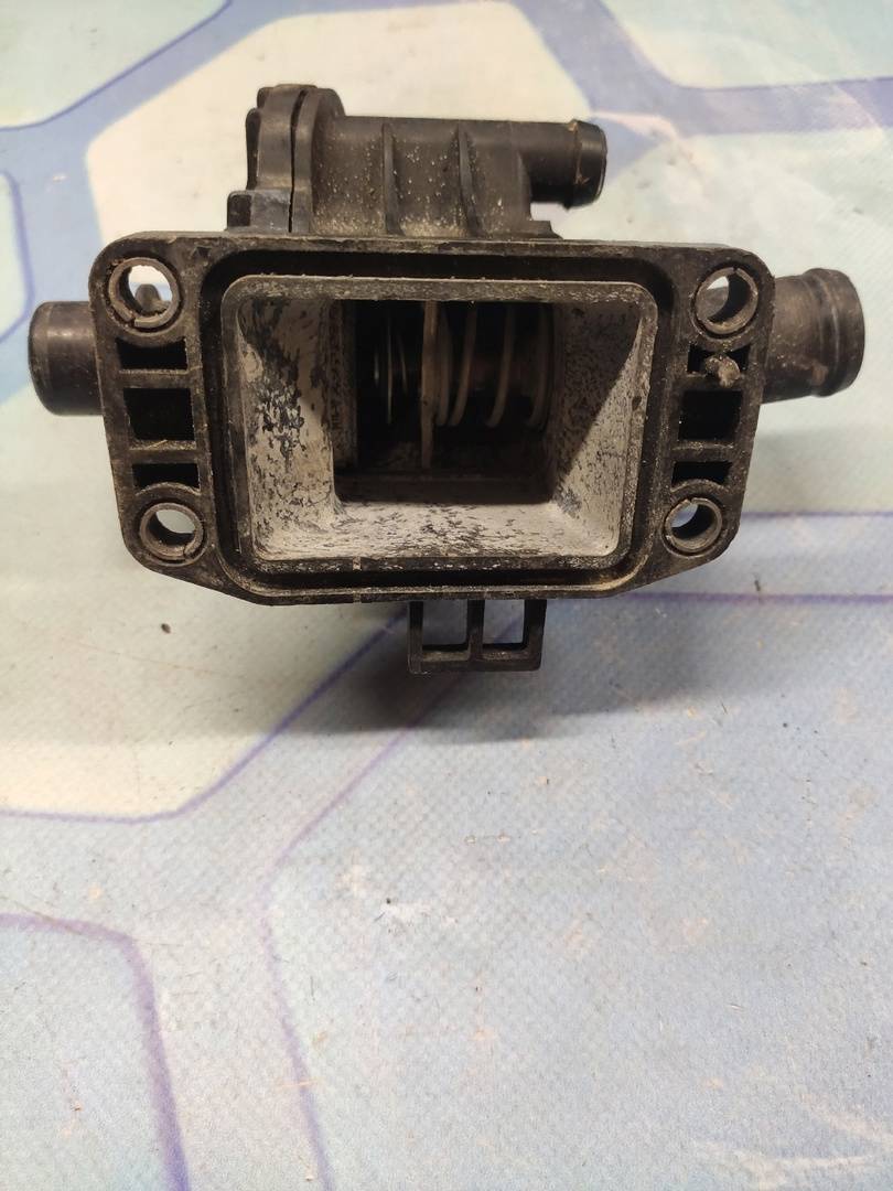 Ford C-MAX (2003-2011) для Термостат Ford C-MAX (2003-2011) для Термостат