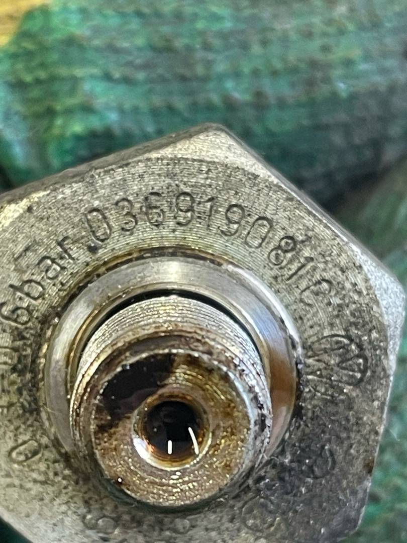 Skoda Fabia 2 (2007-2015) для Датчик давления масла Skoda Fabia 2 (2007-2015) для Датчик давления масла