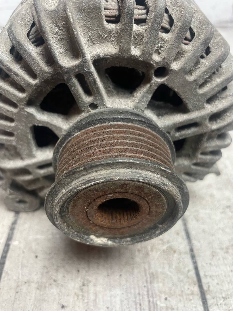 Skoda Octavia / A5 1Z / (2004-2013) для Генератор на запчасти Skoda Octavia / A5 1Z / (2004-2013) для Генератор на запчасти