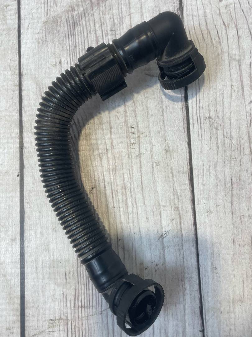 Skoda Roomster (2006-2015) для Трубка картерных газов Skoda Roomster (2006-2015) для Трубка картерных газов