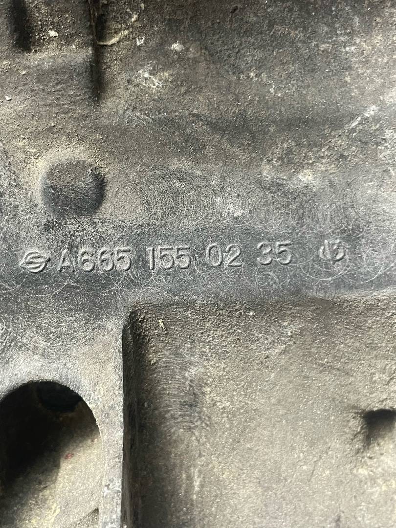 Ssang-Yong Raxton 1 (2001-2006) для Кронштейн генератора Ssang-Yong Raxton 1 (2001-2006) для Кронштейн генератора