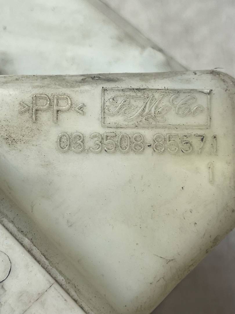 Land Rover Freelander 2 (2007-2014) для Бачок главного тормозного цилиндра Land Rover Freelander 2 (2007-2014) для Бачок главного тормозного цилиндра