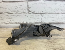 Кронштейн гидроусилителя руля для Audi Q7 / 4L (2005-2015)  запчасти бу