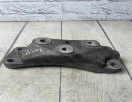 Кронштейн кпп для VW Passat B6 (2005-2010)  запчасти бу