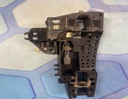 Кронштейн ручки двери для Audi A8 4H (2010-2017)  запчасти бу