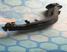 Патрубок воздушного фильтра для VW Passat B6 (2005-2010)  запчасти бу