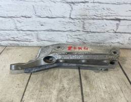 Кронштейн двигателя для VW Golf V (2003-2009)  запчасти бу