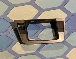 Накладка декоративная на торпедо для VW Passat B6 (2005-2010)  запчасти бу