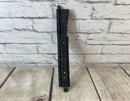 Направляющая бампера задняя центральная для Skoda Superb 1 (2002-2008)  запчасти бу