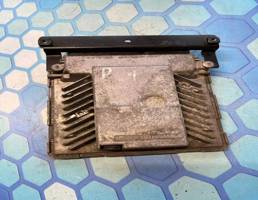 Блок управления двигателем для VW Passat B6 (2005-2010)  запчасти бу