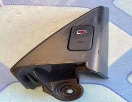 уголок пищалка правая для Audi A7 (2011-)  запчасти бу