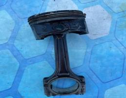 Поршень в сборе с шатуном для Skoda Octavia / A5 1Z / (2004-2013)  запчасти бу