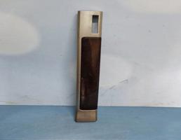 Накладка декоративная на торпедо для VW Touareg 1 (2002-2007)  запчасти бу