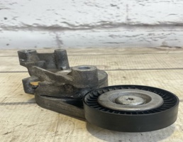 Ролик натяжителя ремня для VW Passat B6 (2005-2010)  запчасти бу