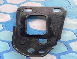 Кронштейн усилителя бампера левый для Audi A4 / B8 (2007-2015)  запчасти бу