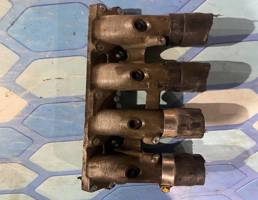 Коллектор впускной для Audi A4 / B5 (1994-2001)  запчасти бу