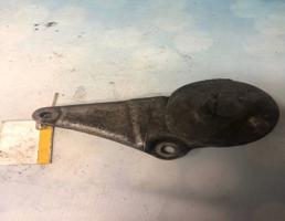 Кронштейн двигателя для Audi A6 / C5 (1997-2004)  запчасти бу