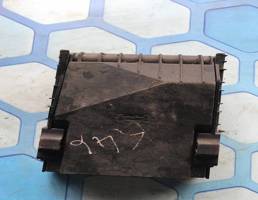 Крышка блока предохранителей для VW Passat B6 (2005-2010)  запчасти бу