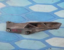 Кронштейн двигателя для Audi A6 / C6 4F (2004-2011)  запчасти бу