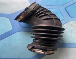 Патрубок воздушного фильтра для Audi A4 / B8 (2007-2015)  запчасти бу