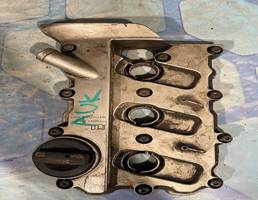 Клапанная крышка для Audi A6 / C6 4F (2004-2011)  запчасти бу