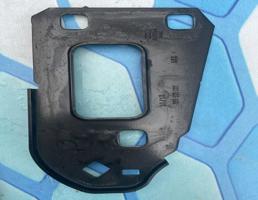 Кронштейн усилителя бампера левый для Audi A4 / B8 (2007-2015)  запчасти бу