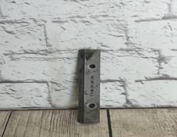 Кронштейн (сопут. товар) для VW Passat B6 (2005-2010)  запчасти бу