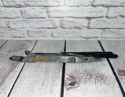 Петля крышки багажника седан правая для Audi A4 / B7 (2005-2007)  запчасти бу