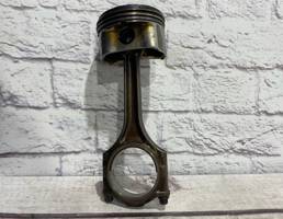 Поршень в сборе с шатуном для Audi A4 / B6 (2000-2004)  запчасти бу