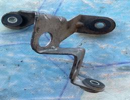 Кронштейн крепления троса кпп для Skoda Octavia / A5 1Z / (2004-2013)  запчасти бу
