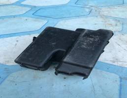 Крышка блока предохранителей для Peugeot 407 (2004-2010)  запчасти бу