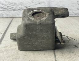 Кронштейн для Audi A4 / B6 (2000-2004)  запчасти бу