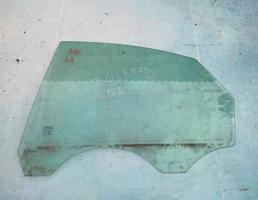 Стекло двери заднее левое седан для Volvo S40 IV (2004-2012)  запчасти бу