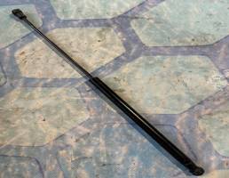 Амортизатор крышки багажника левый для Audi A8 4H (2010-2017)  запчасти бу