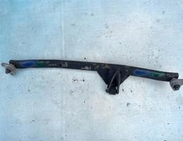 Распорка стоек для Volvo XC90 (2002-2015)  запчасти бу