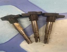 Катушка зажигания  для Audi A6 / C6 4F (2004-2011)  запчасти бу