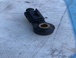 Датчик детонации  для VW Passat B6 (2005-2010)  запчасти бу