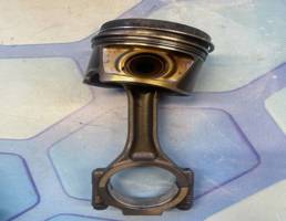 Поршень в сборе с шатуном для VW Passat B6 (2005-2010)  запчасти бу