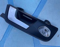 Ручка открывания двери внутренняя задняя левая для Audi A4 / B7 (2005-2007)  запчасти бу