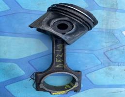 Поршень в сборе с шатуном для Volvo XC90 (2002-2015)  запчасти бу