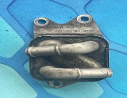 Радиатор масляный для VW Polo 5 (2009-2015)  запчасти бу