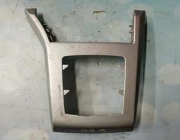 Рамка магнитолы для Opel Astra H (2004-2015)  запчасти бу