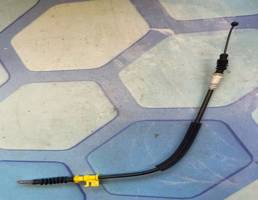 Трос открывания передней двери для Audi A7 (2011-)  запчасти бу