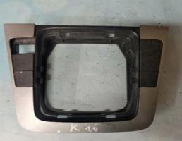 Накладка декоративная на торпедо для VW Passat B6 (2005-2010)  запчасти бу