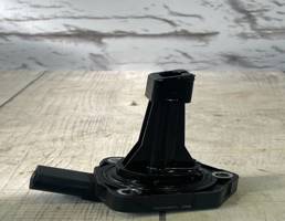 Датчик уровня масла для Audi Q3 / 8U (2011-2014)  запчасти бу