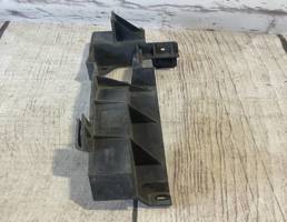 Кронштейн фар правый для Land Rover Range Rover III L322 (2005-2010)  запчасти бу