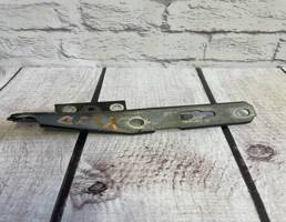 Петля капота левая для Audi A4 / B7 (2005-2007)  запчасти бу